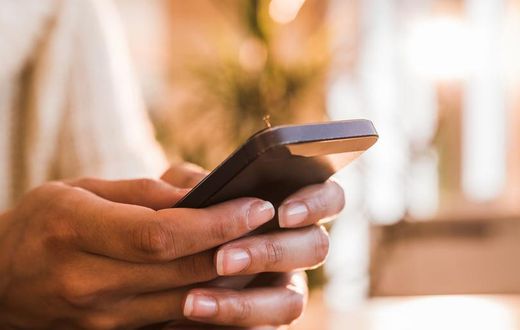 Is Double Texting Okay? Experts Tells The Truth