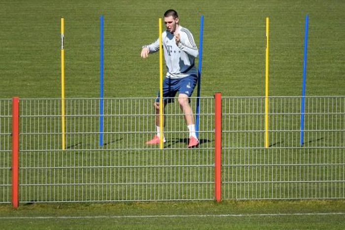 Bayern Munich and Germany defender Niklas Suele, seen here training last week, is wary of the German league resuming too soon