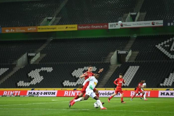 Borussia Moenchengladbach beat Cologne behind closed doors on Wednesday