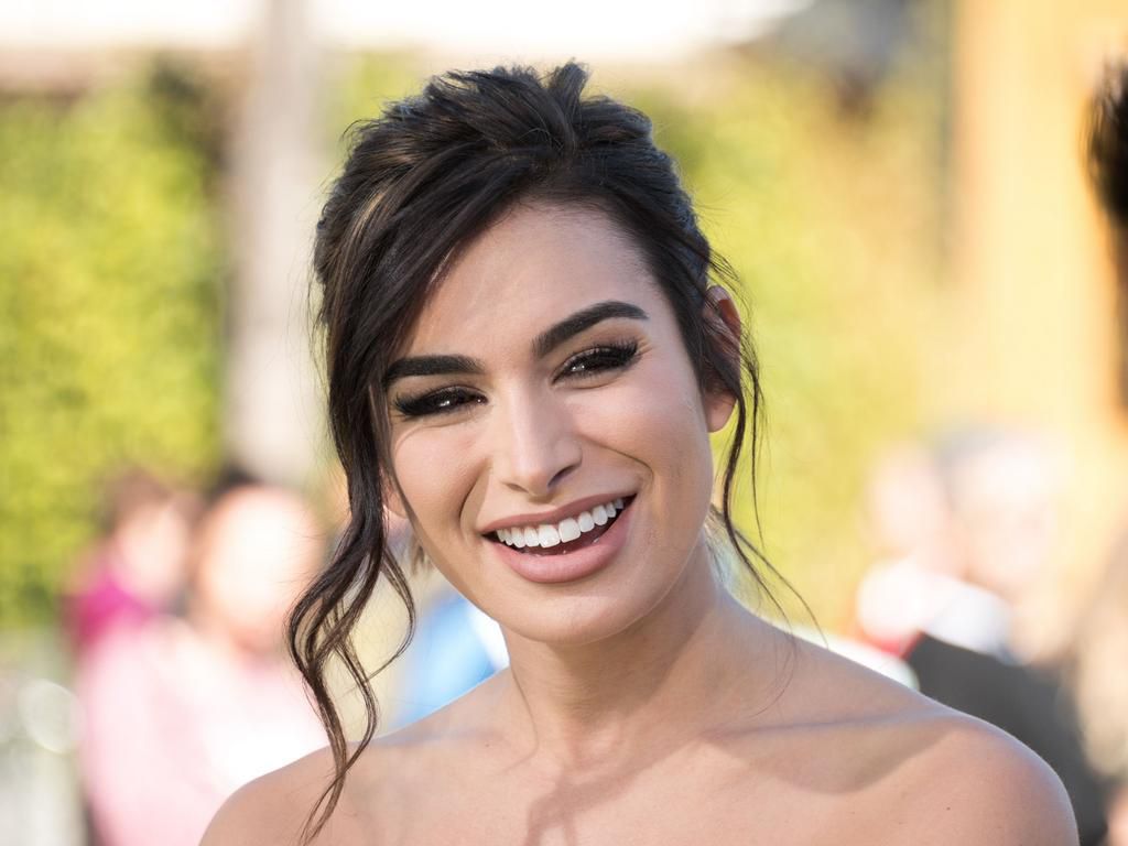 10 'Bachelor' And 'Bachelorette' Contestants Who Saved Their Virginity For Marriage