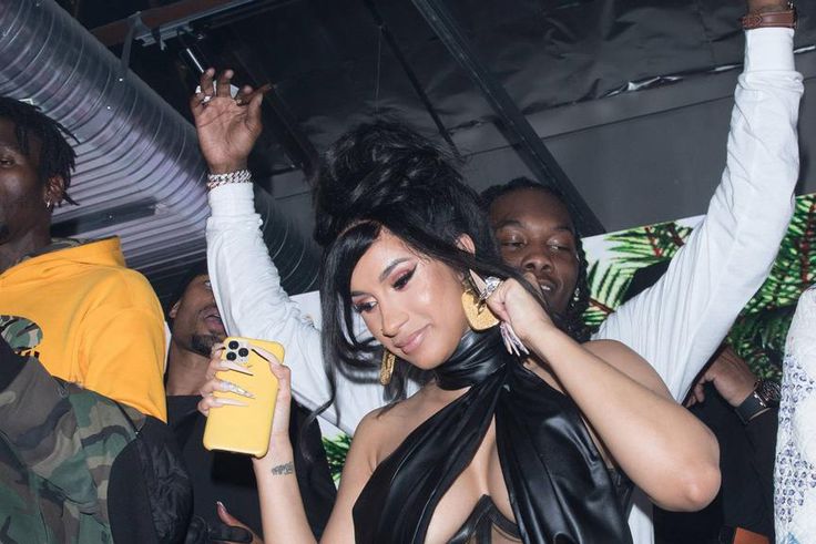 Cardi B and Offset chill in strip club togther for his birthday