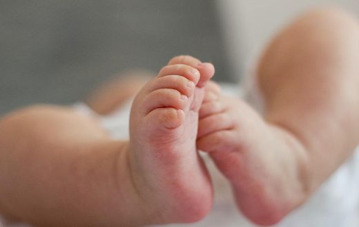 Newborn baby ‘tests positive’ for coronavirus