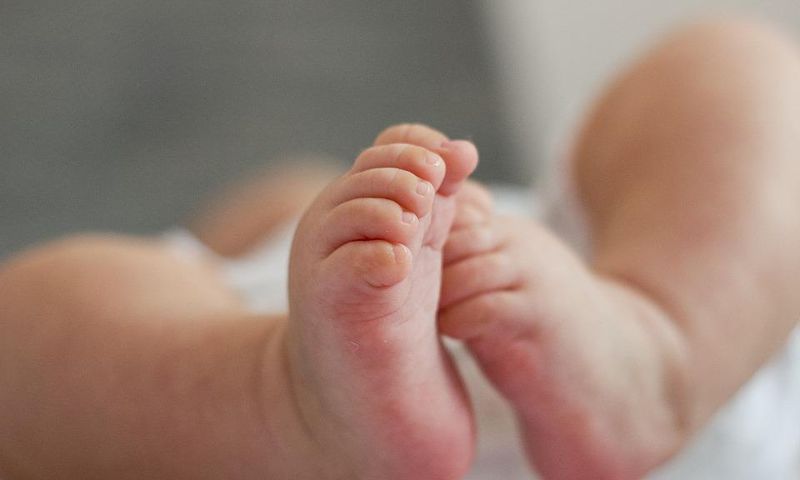 Newborn baby ‘tests positive’ for coronavirus