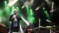 Kenny Rogers, Who Brought Country Music to a Pop Audience, Dies at 81