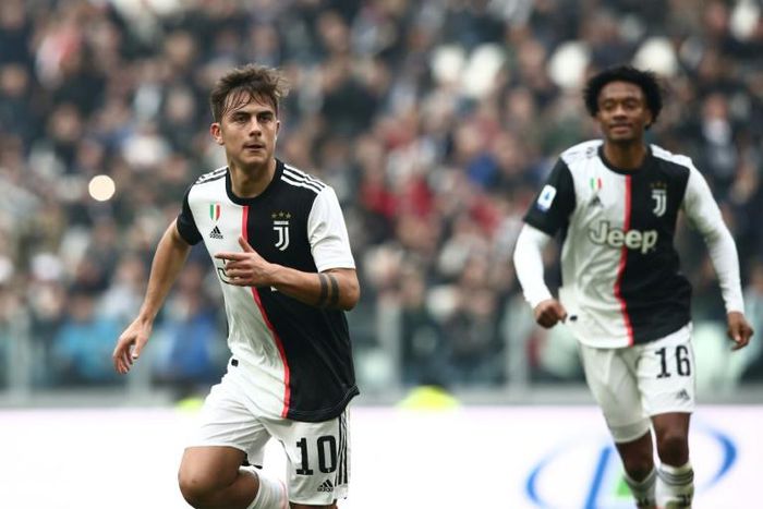 Paulo Dybala (L) and Juan Cuadrado (R) scored for Juventus against Brescia