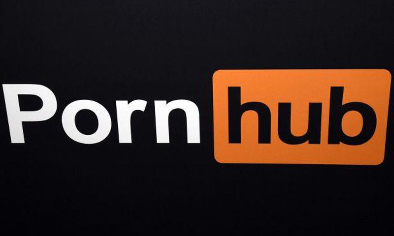 Pornhub announces packages for health workers fighting the spread of COVID-19