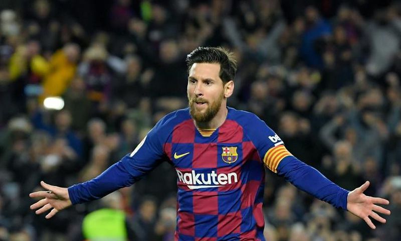 Lionel Messi's Barcelona top La Liga, two points clear of Real Madrid