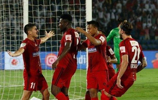 Asamoah Gyan 22333