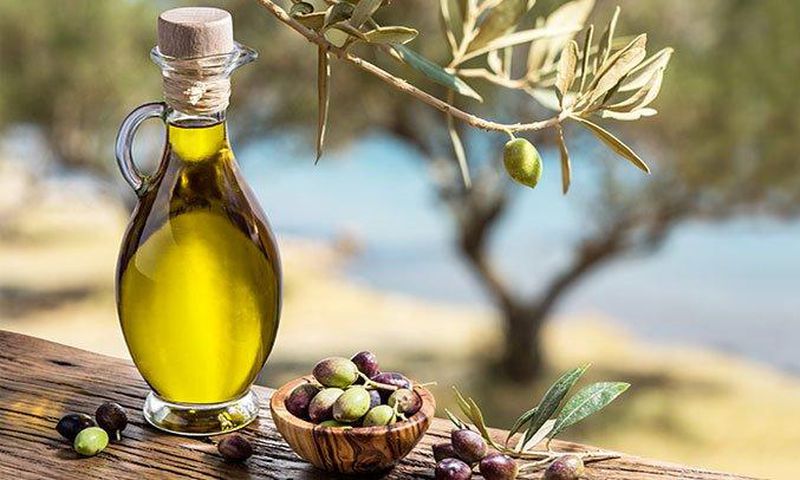 olive oil beauty benefits