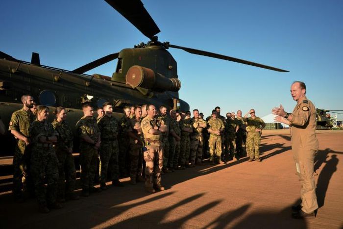 British Chief of Air Staff Mike Wigston addressing French troops and British aviators in Gao on Sunday