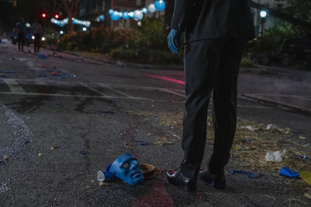 Dr. Manhattan Actor Says 'Watchmen' Race Matters