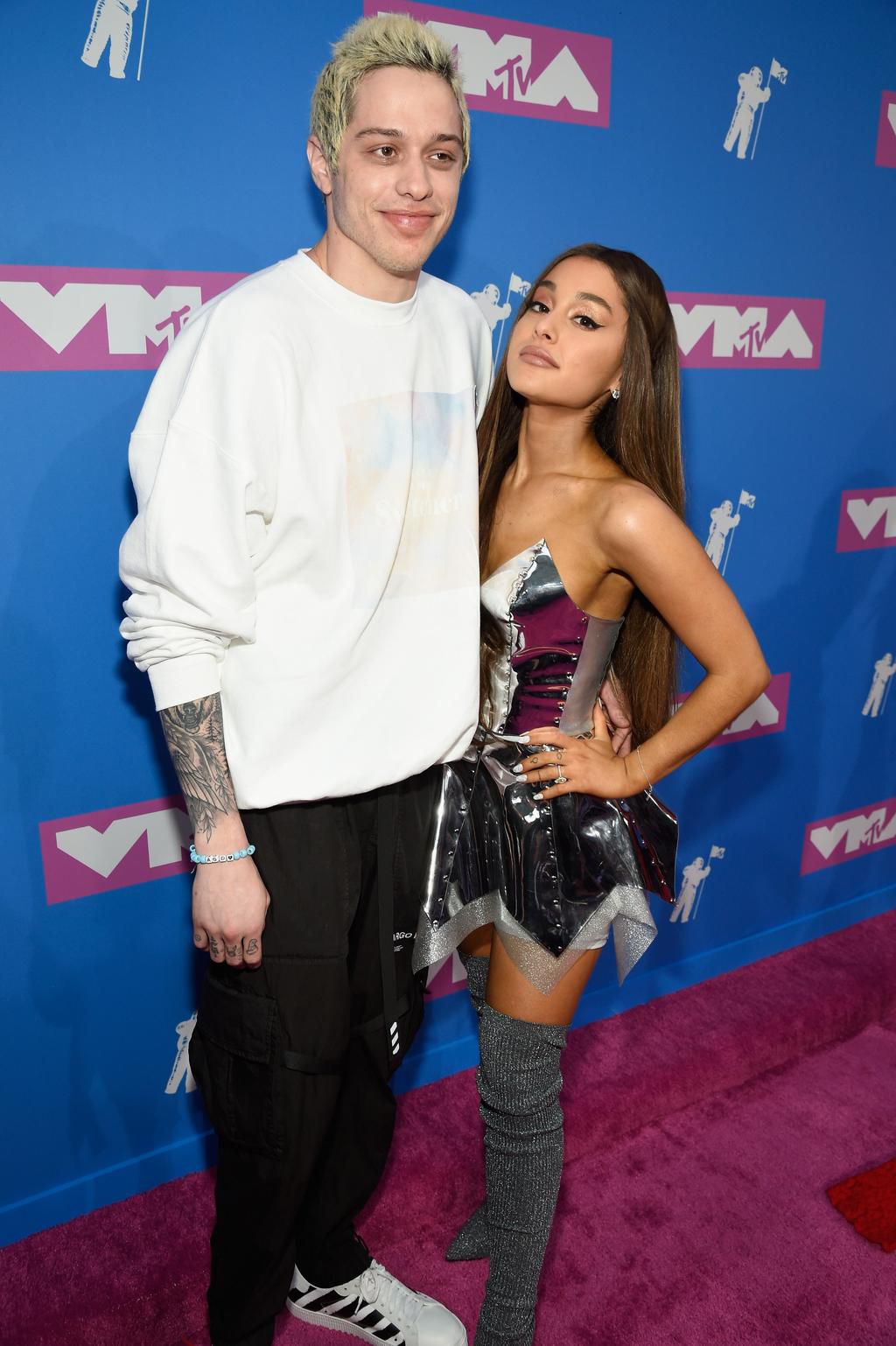 ariana grande pete davidson relationship