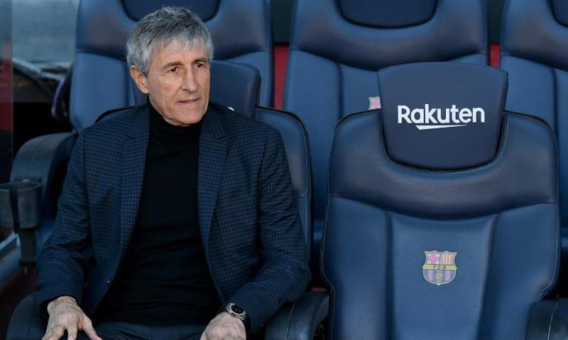 Quique Setien takes over a Barcelona side top of La Liga, through to the Champions League last 16 and alive in the Copa del Rey, but the new coach still faces numerous challenges