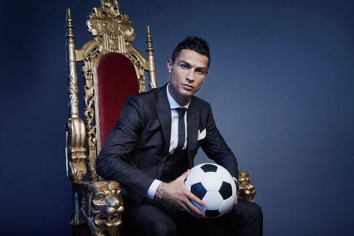 Cristiano Ronaldo makes history; becomes first person to hit 200 million Instagram followers