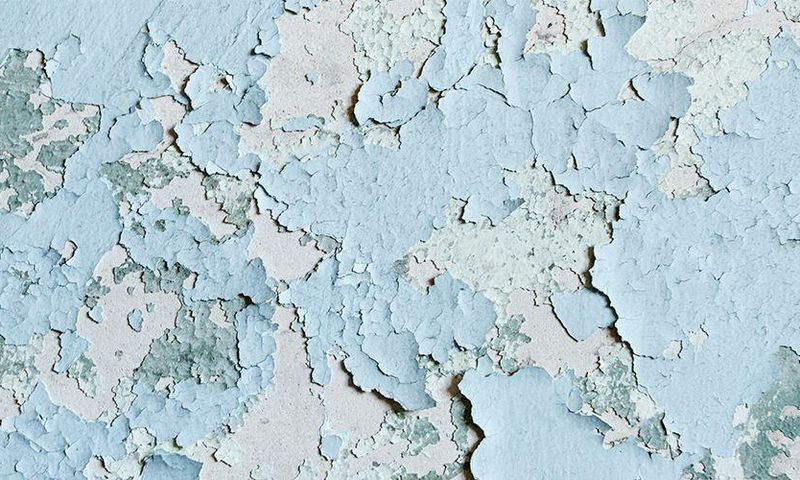 How to Treat Dry Skin, According to A Derm
