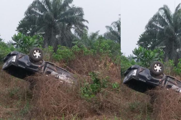 Police officers die in a terrible accident while chasing a commercial bus