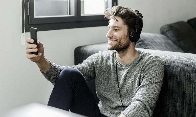 Inside the Brave New World of FaceTime Dating