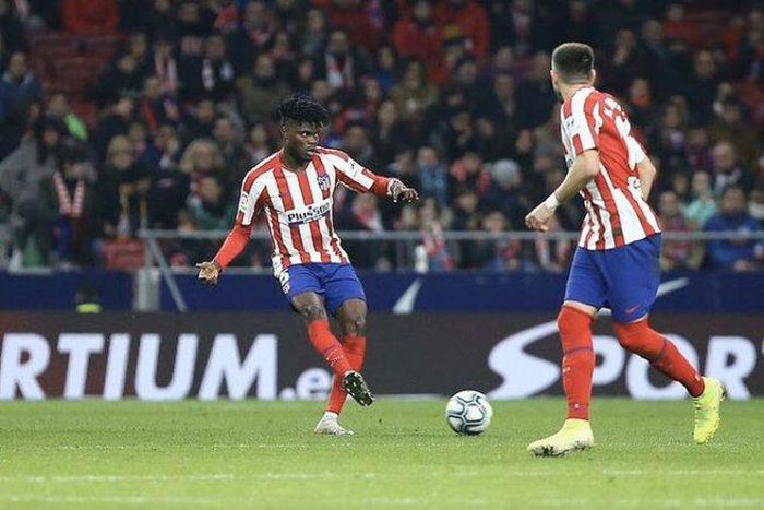 Fans heap praise on Thomas Partey after Liverpool masterclass