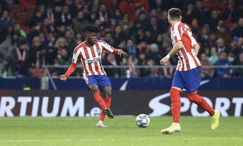 Fans heap praise on Thomas Partey after Liverpool masterclass