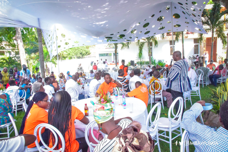 Bawumia fetes lepers on street of Accra