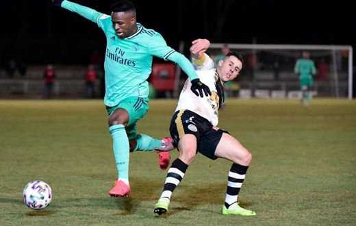 Real Madrid won away to lower-league Unionistas de Salamanca in the last 32 on Wednesday