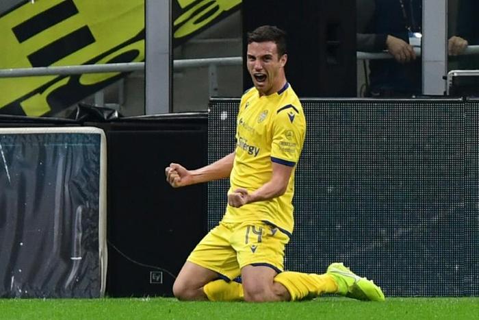 Valerio Verre scored in a three-goal comeback for Verona in Serie A.