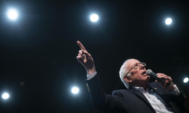 Fresh Attacks on Sanders as Moderates Grow Worried
