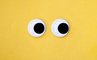 PSA: This Common Bowel Disease Can Harm Your Eyes
