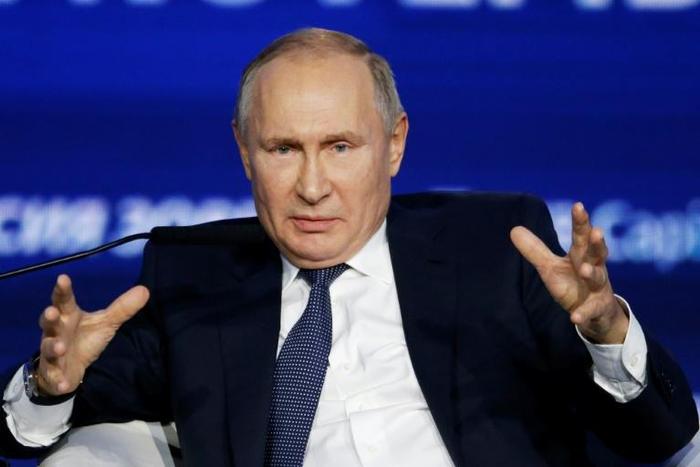 Russian President Vladimir Putin said "disdaining such a clean hydrocarbon as gas is absolutely strange"