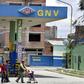 A service station in El Alto, Bolivia is closed due to the lack of gasoline, a problem affecting stations all over the country