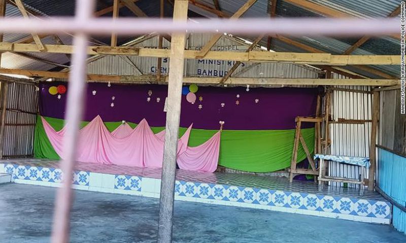 Pastor stabs wife to death, kills himself during church service