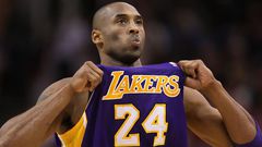 Kobe Bryant Doesn't Flinch In This Iconic Clip