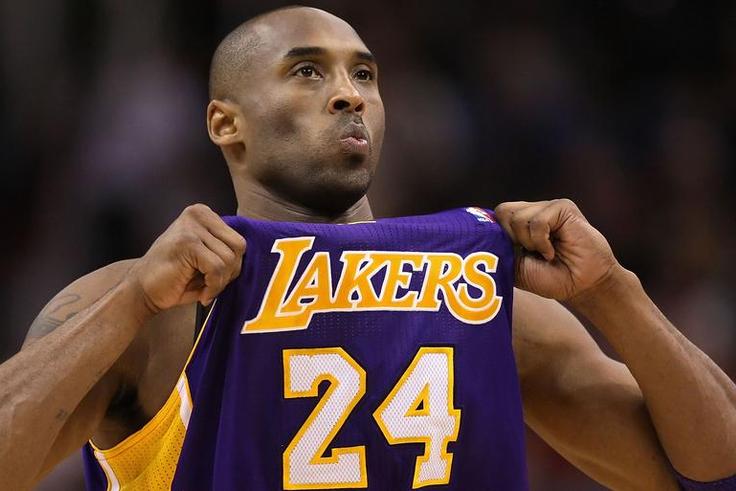 Kobe Bryant Doesn't Flinch In This Iconic Clip