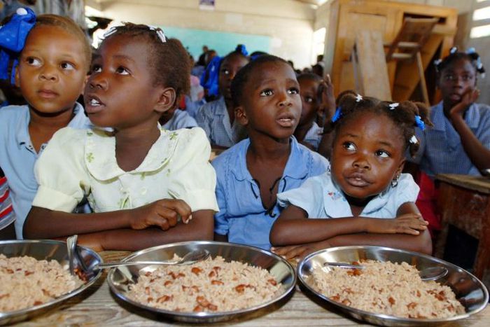 Some 85 millones children in Latin America and the Caribbean benefit from school food programs under threat from coronavirus closures