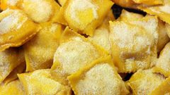 Dr. Pimple Popper Pops a Huge Forehead Lipoma