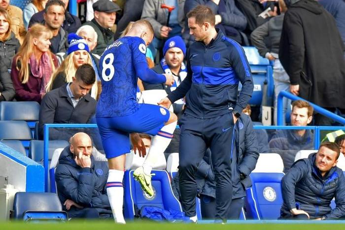 Frank Lampard has urged Ross Barkley to improve his professionalism