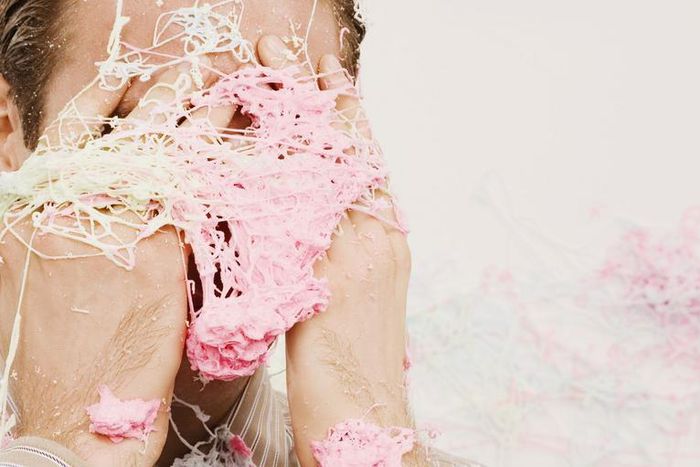 Dr. Pimple Popper Squeezes 'Silly String' Cyst