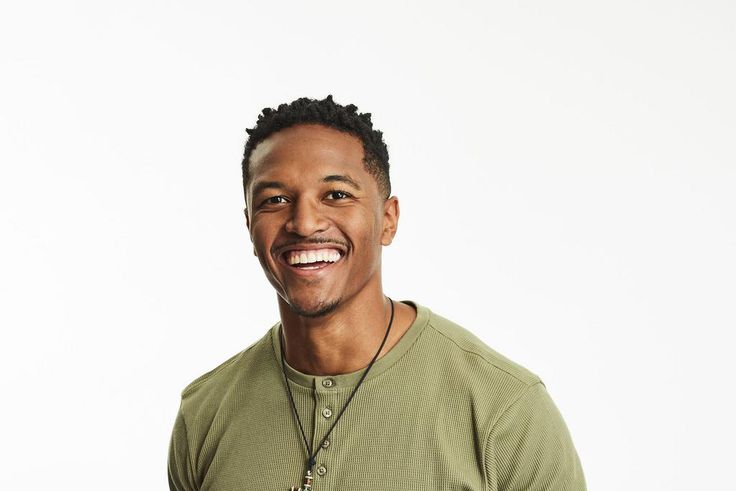 Meet 'The Bachelor Presents: Listen To Your Heart' Cast Of Singing Singles