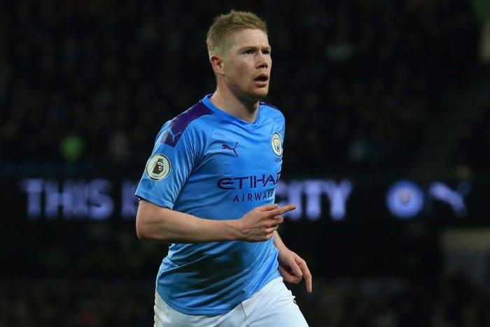 Kevin de Bruyne scored one and made one as Manchester City beat Sheffield United 2-0