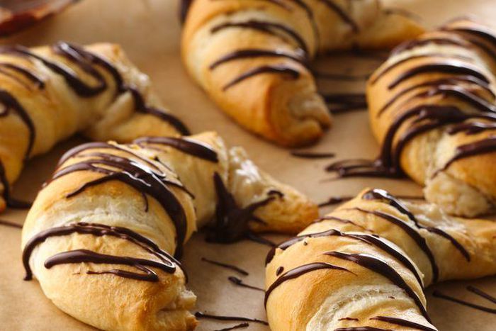 20 Minute Chocolate Crescents