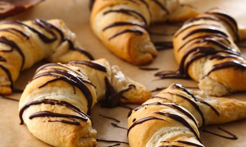 20 Minute Chocolate Crescents
