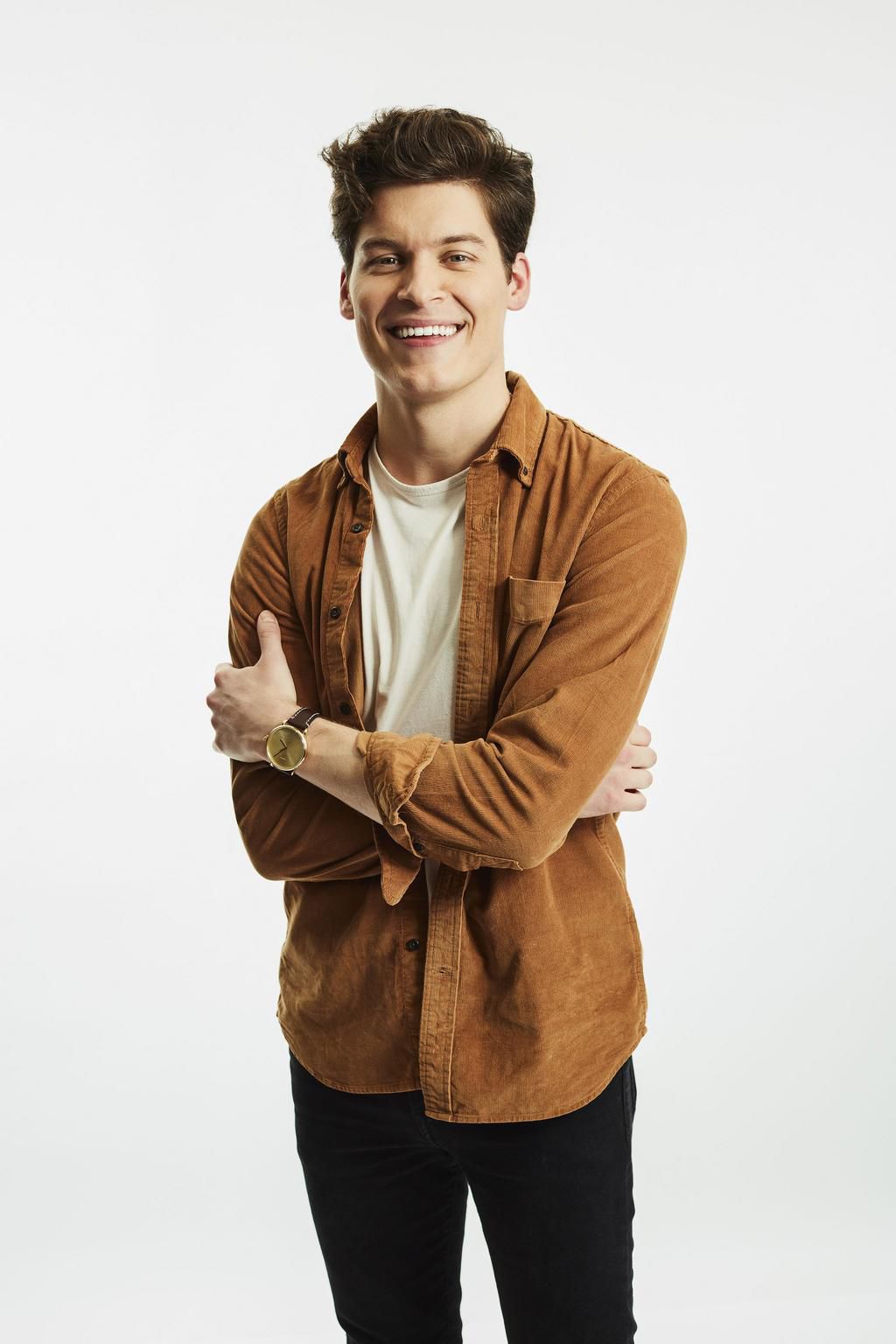 Meet 'The Bachelor Presents: Listen To Your Heart' Cast Of Singing Singles