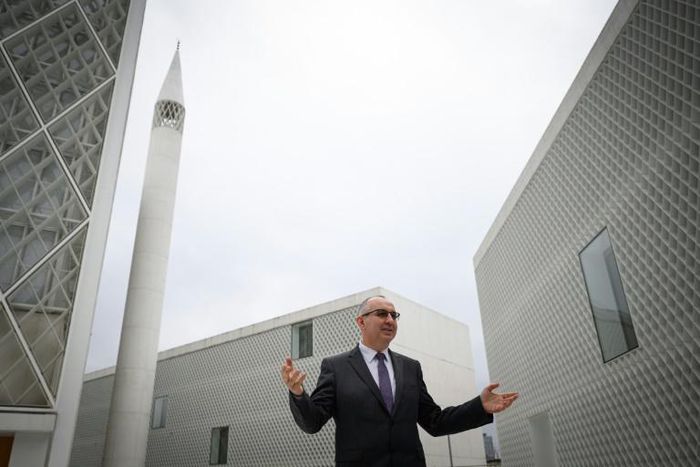 Mufti of the Islamic Community of Slovenia Nedzad Grabus addresses the media on February 3, 2020