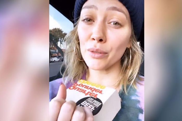 Hilary Duff's Skin Glows In New No-Makeup Video