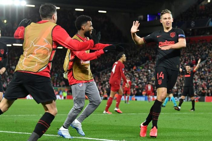 Llorente delivered the sucker-punch after Adrian's dreadful error