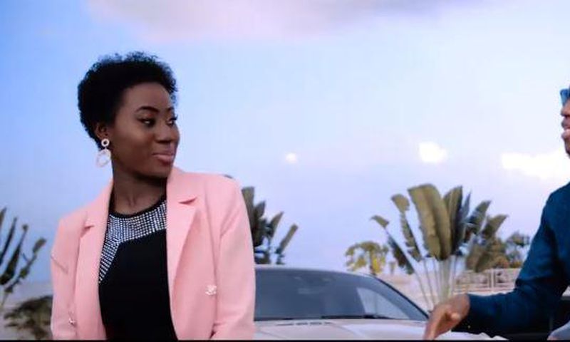 Kofi KInaata and Bernice Bliss (YouTube)