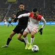 Fortuna Duesseldorf midfielder Erik Thommy (R) sealed his team's 2-1 win at home to Union Berlin