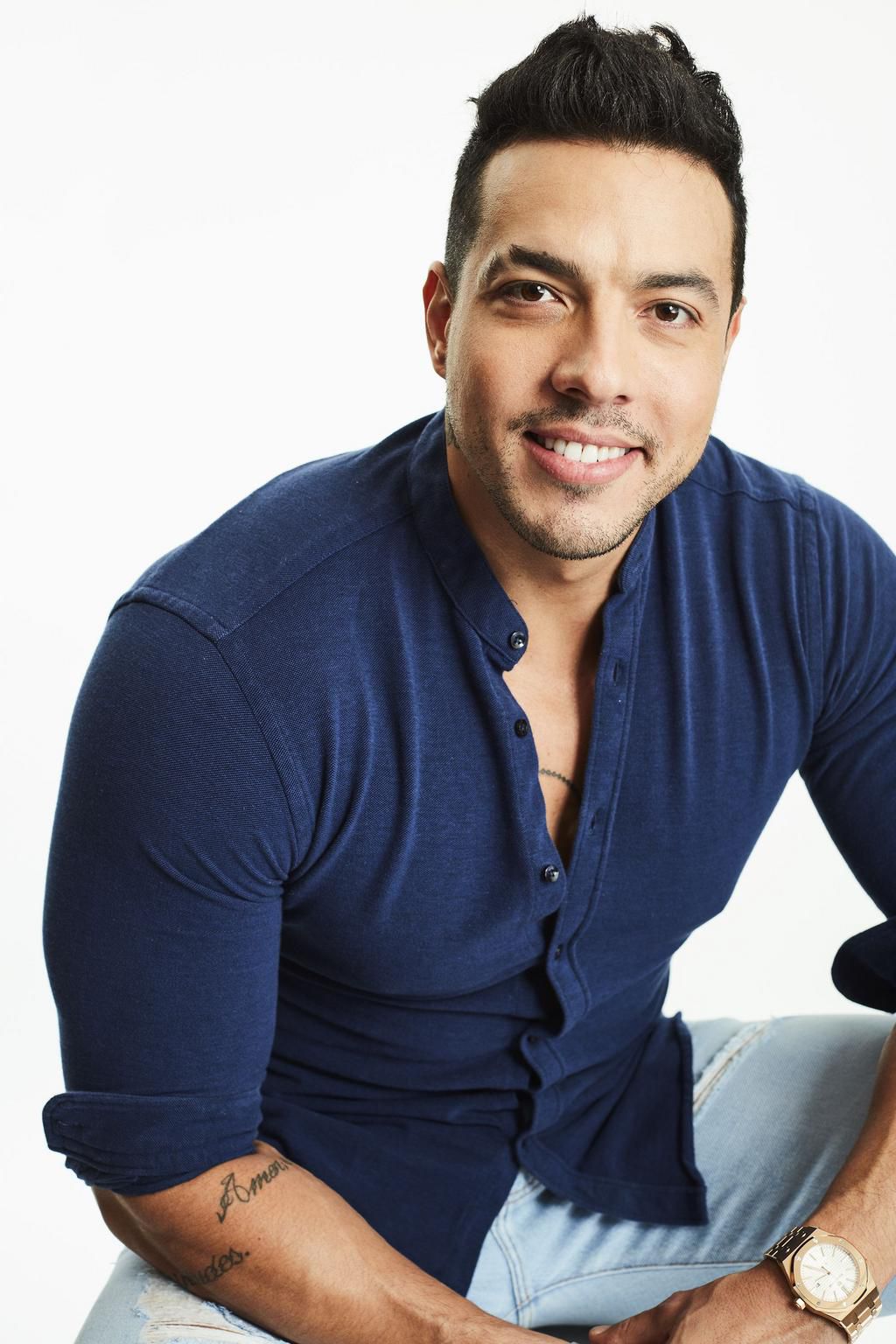 Meet 'The Bachelor Presents: Listen To Your Heart' Cast Of Singing Singles