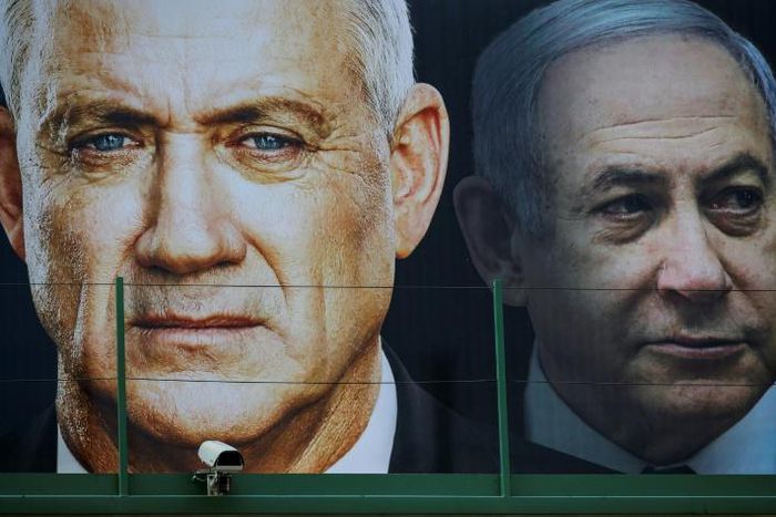 Former army chief Benny Gantz has agreed to join an 'emergency unity government' with Israeli Prime Minister Benjamin Netanyahu