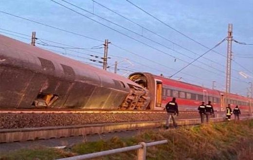 The Milan-Salerno train was en route to Bologna when it came off the tracks